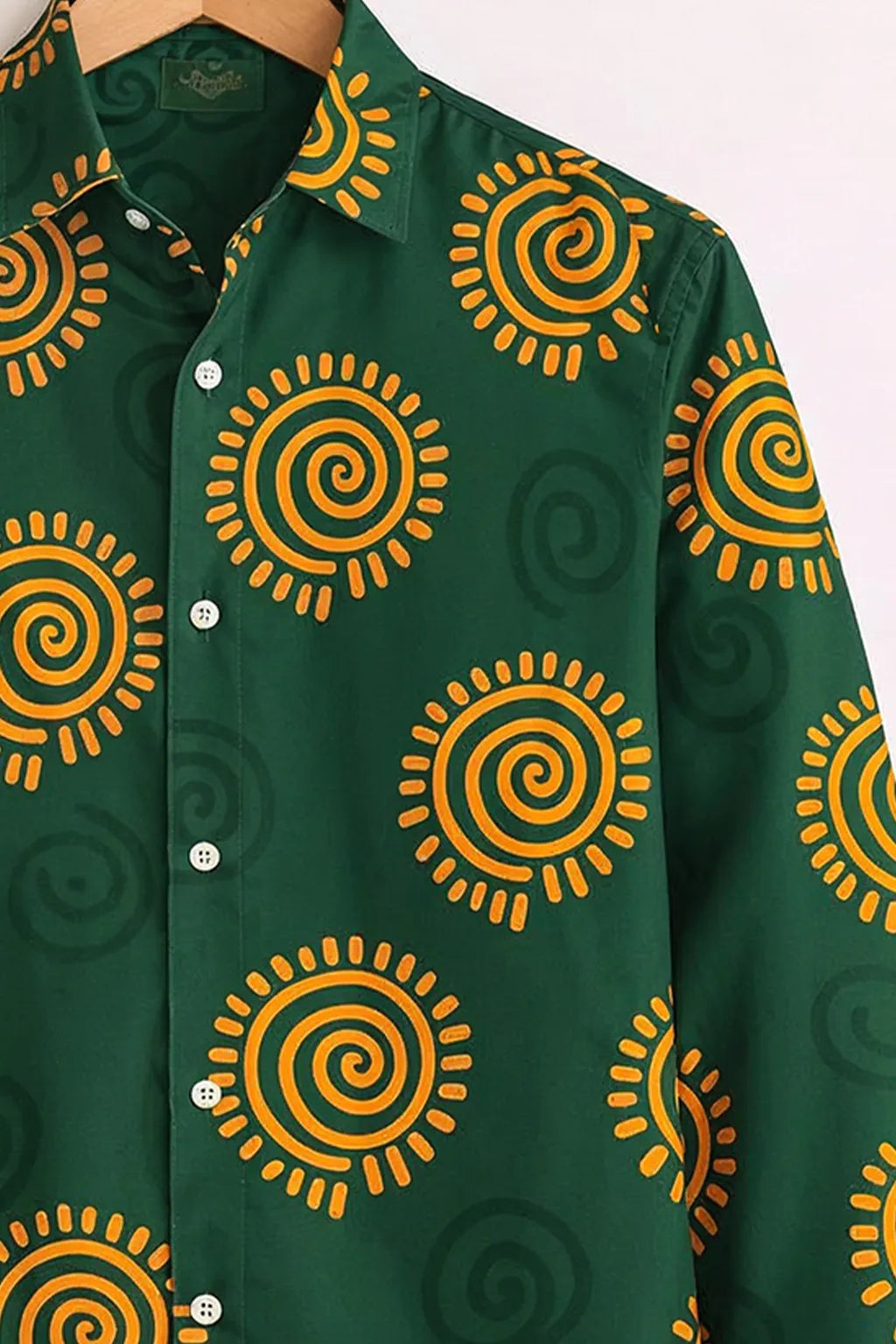 Spiral Sun Motif Print Green Premium Shirt